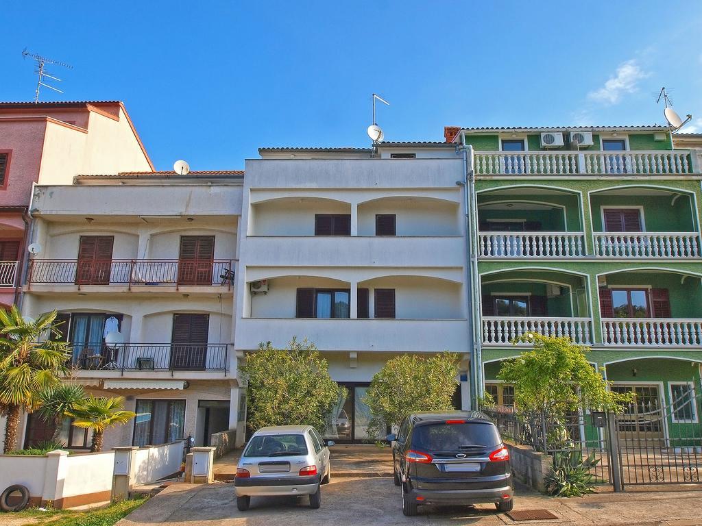 Apartments Dubravka 1315 Vrsar Exterior photo